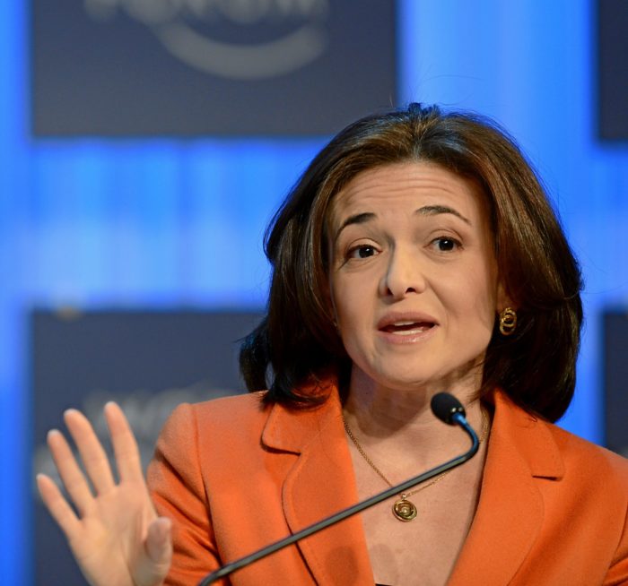 Sheryl Sandberg lance  #SheMeansBusiness